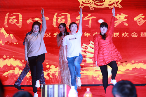 1551754924249376.jpg 大禹漢光2018年“同心同行,共創(chuàng)未來”主題年會圓滿成功